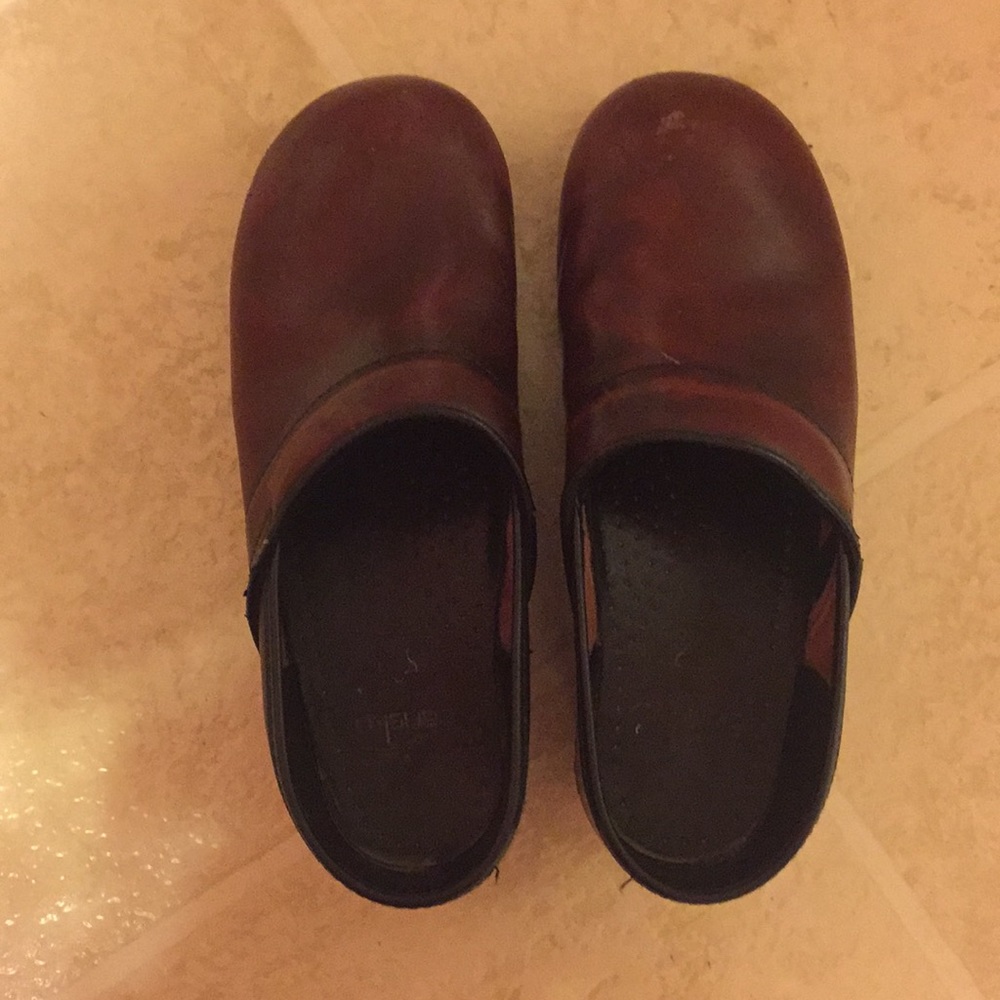 Red Dansko’s Size 40 (US size 10)